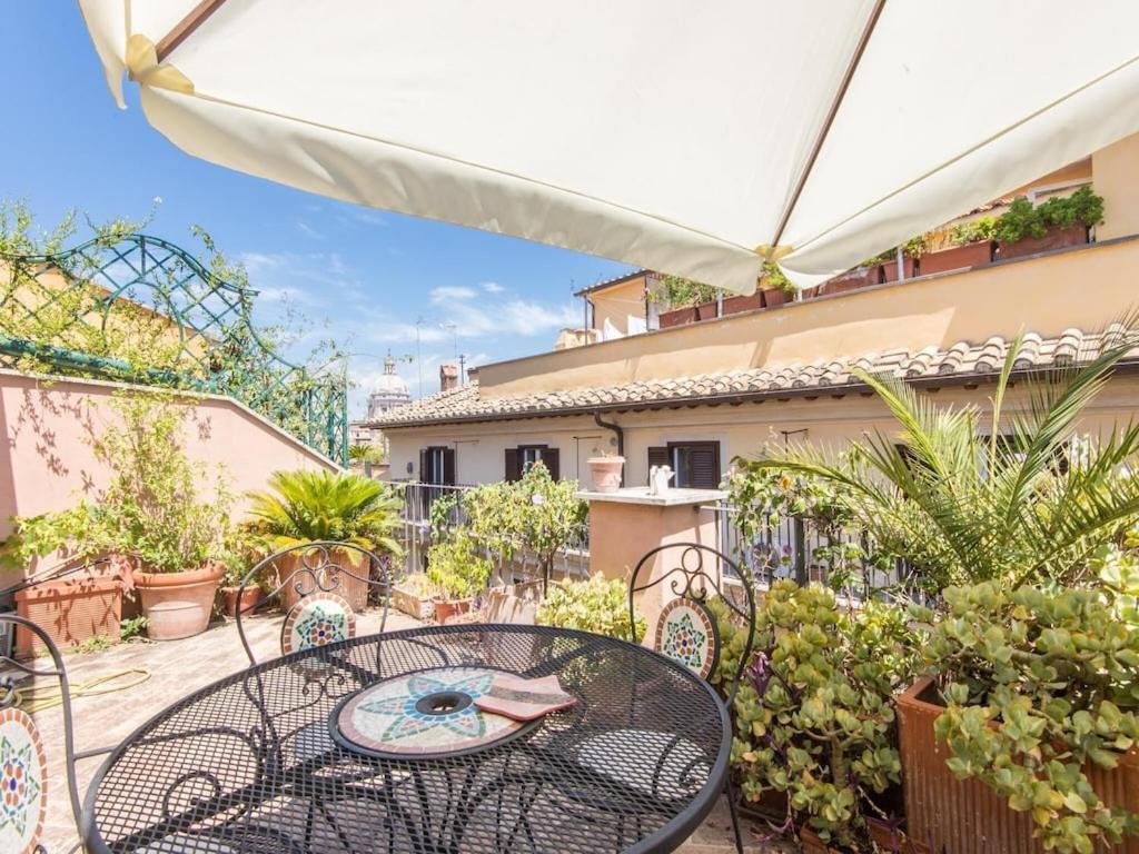 Apartment Condotti Terrace Рим Екстер'єр фото