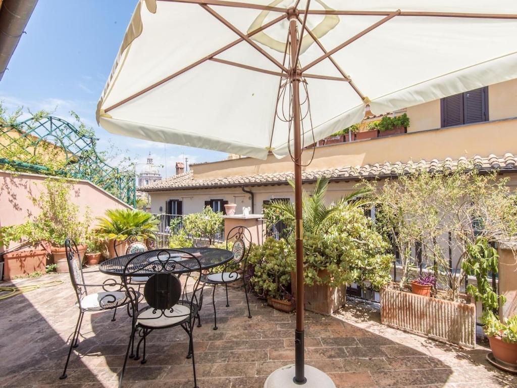 Apartment Condotti Terrace Рим Екстер'єр фото